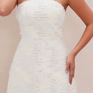 Chic Strapless White Dress